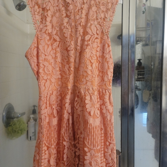 Romper - Picture 2 of 4